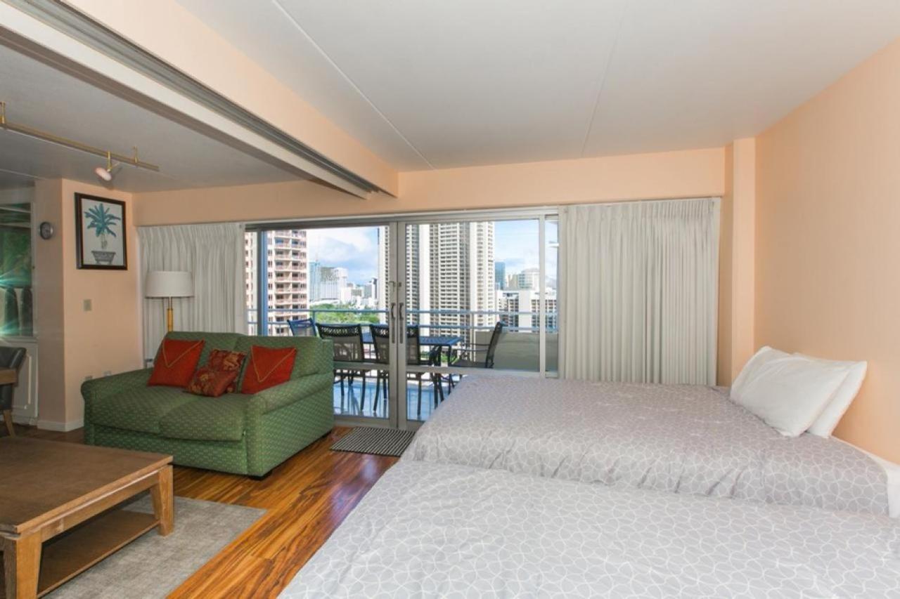 Apartment Ilikai Tower 1934 Lagoon View 2br *