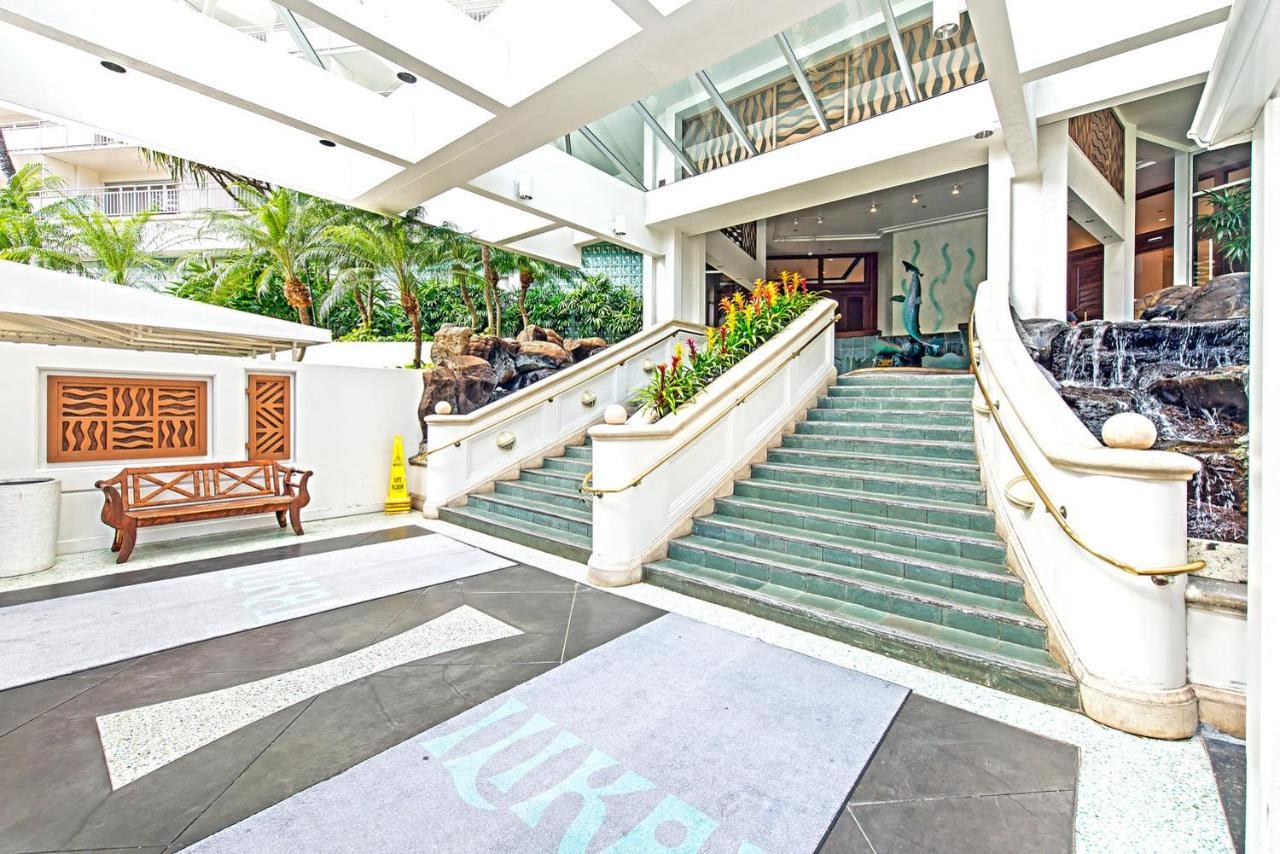 Ilikai Tower 1934 Lagoon View 2br Apartment